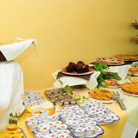 Hotel Borgo Marina 3*