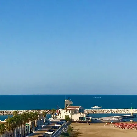 Borgo Marina Hotel 3*