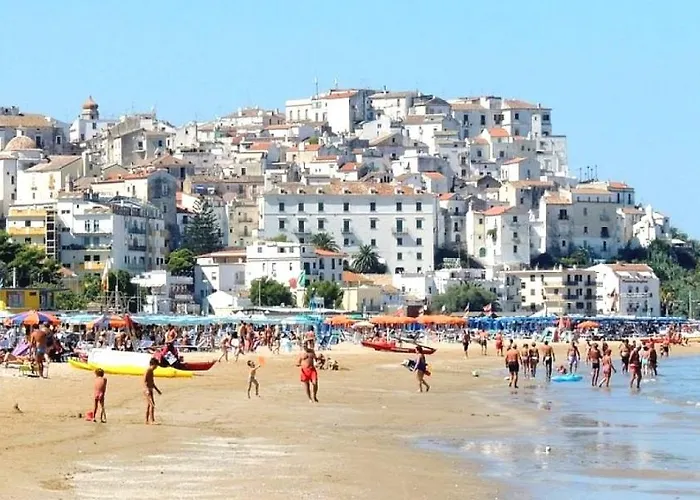 Hotel Borgo Marina 3*