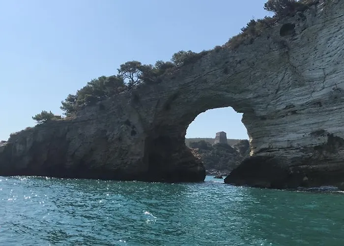 Hotel Borgo Marina 3*